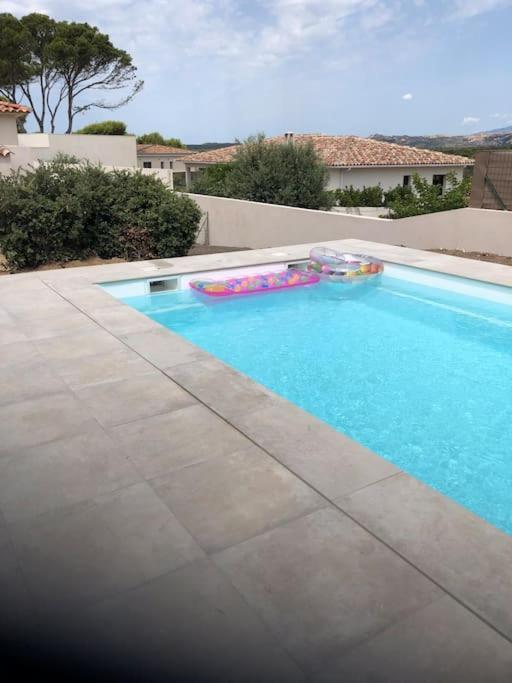 Villa Neuve Avec Piscine Бонифачо Екстериор снимка
